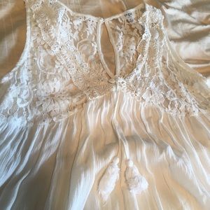 Lace Sleeveless Tunic